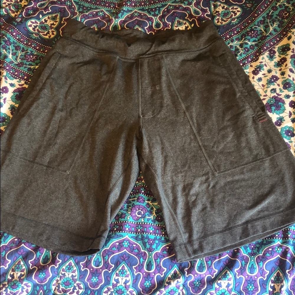 Lululemon men’s shorts